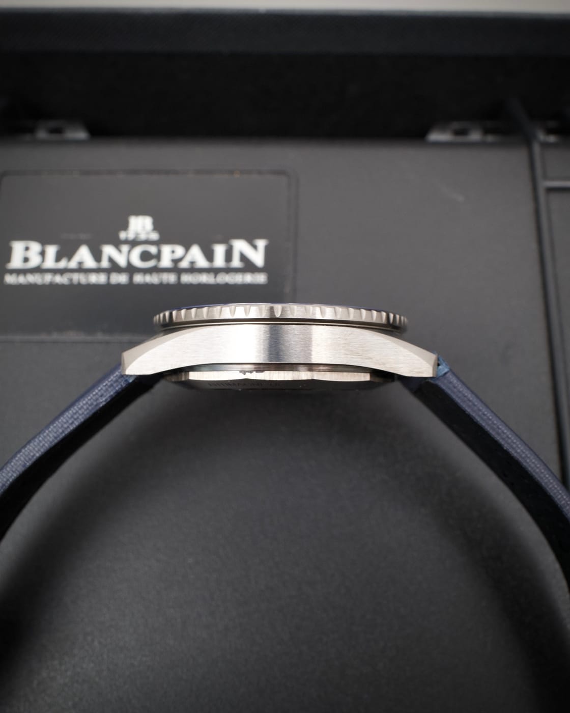 Blancpain Fifty Fathoms Bathyscaphe — photo 10