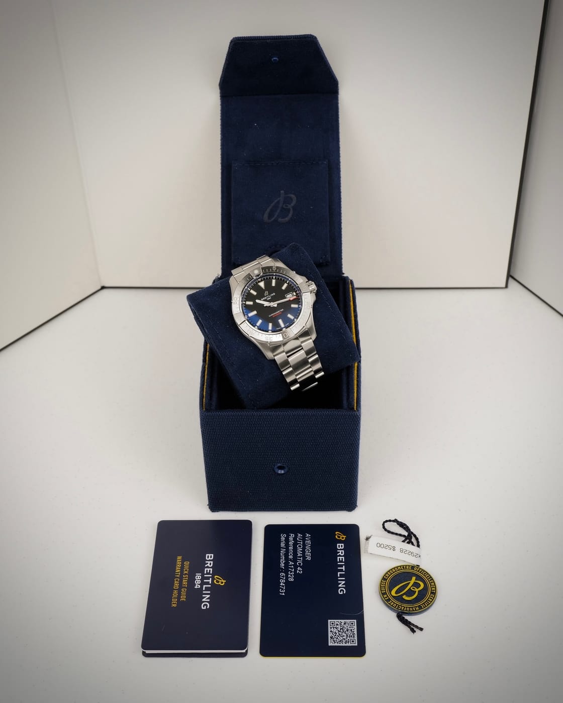 Breitling Avenger 42 — photo 11