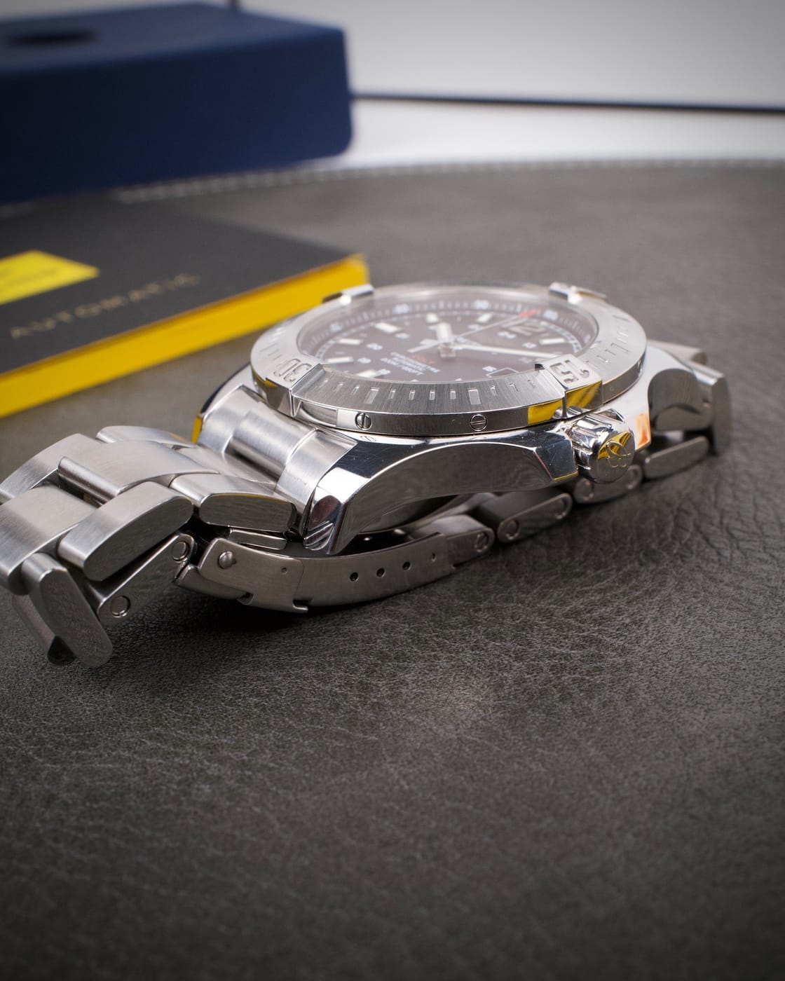 Breitling Colt Automatic 44 — photo 11