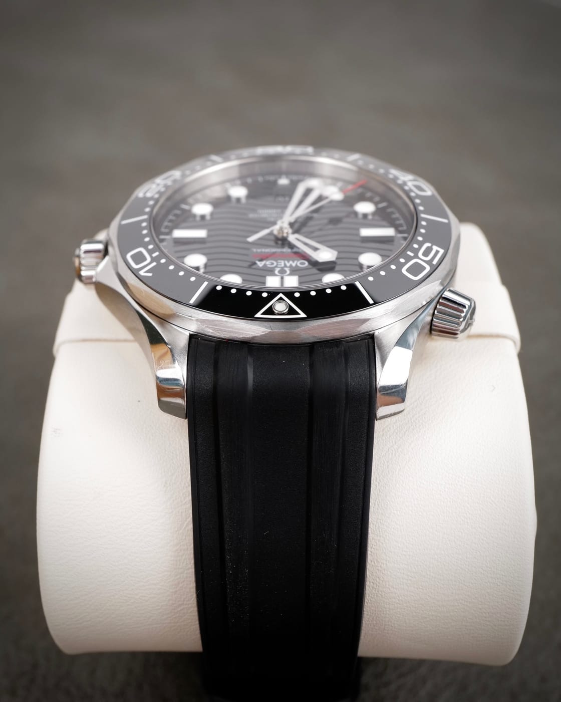 Omega Seamaster 300M — photo 4