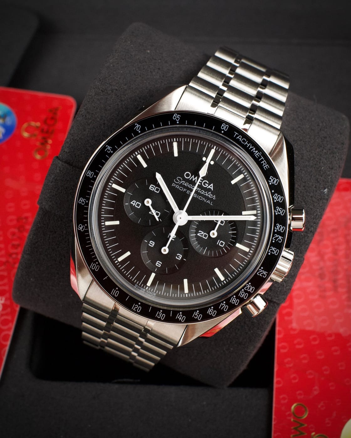 Omega Speedmaster Moonwatch Professional