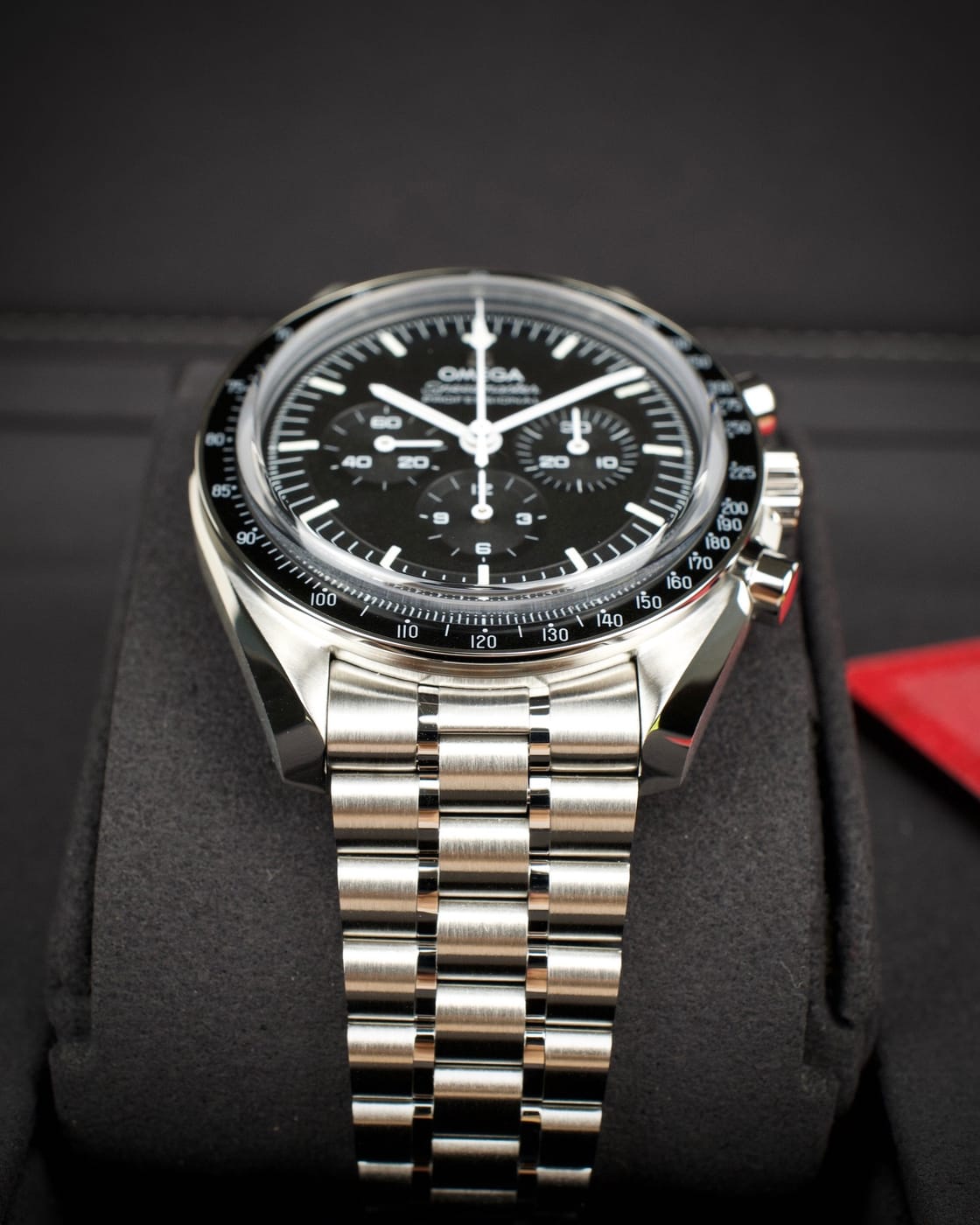 Omega Speedmaster Moonwatch Professional — photo 2