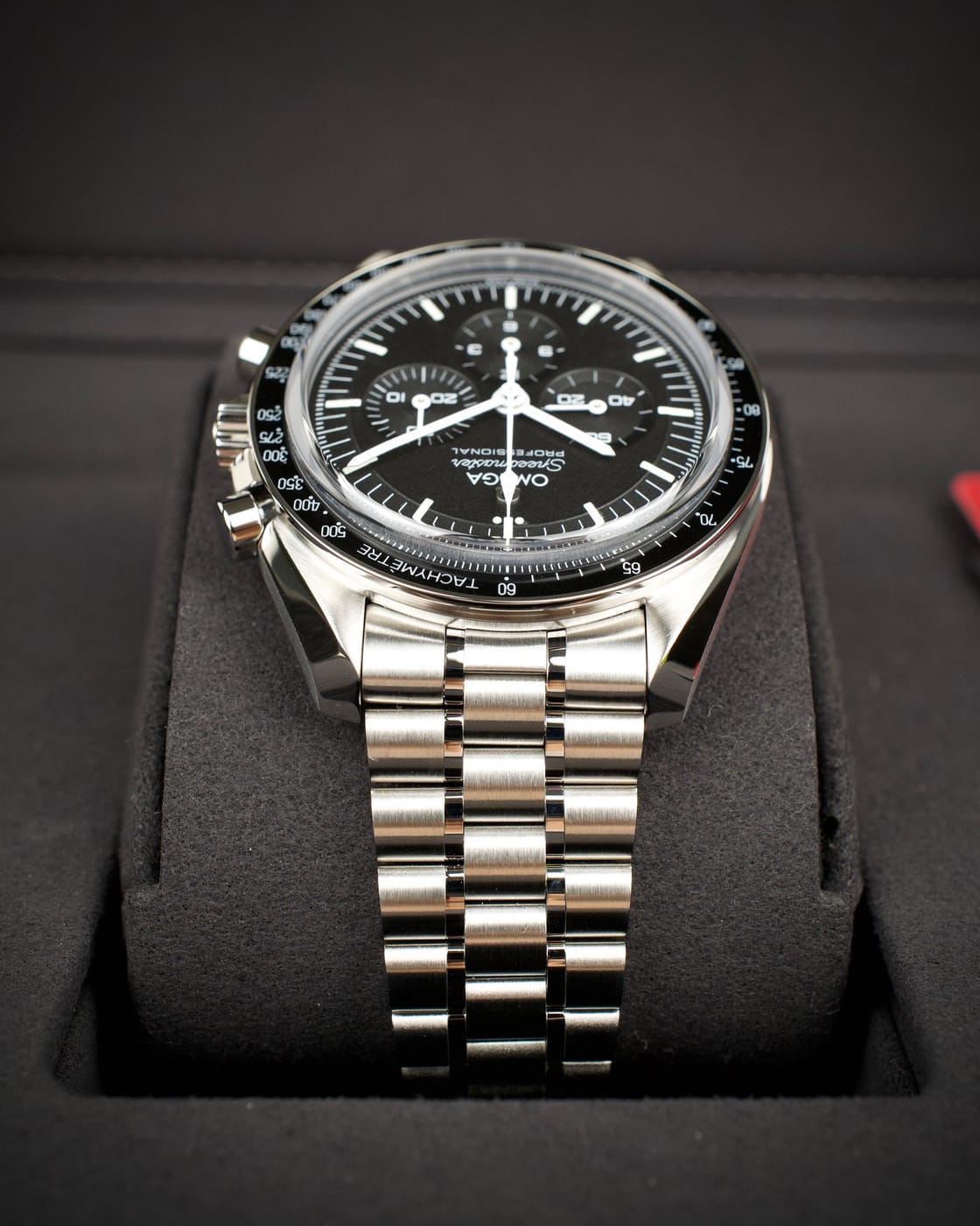 Omega Speedmaster Moonwatch Professional — photo 9