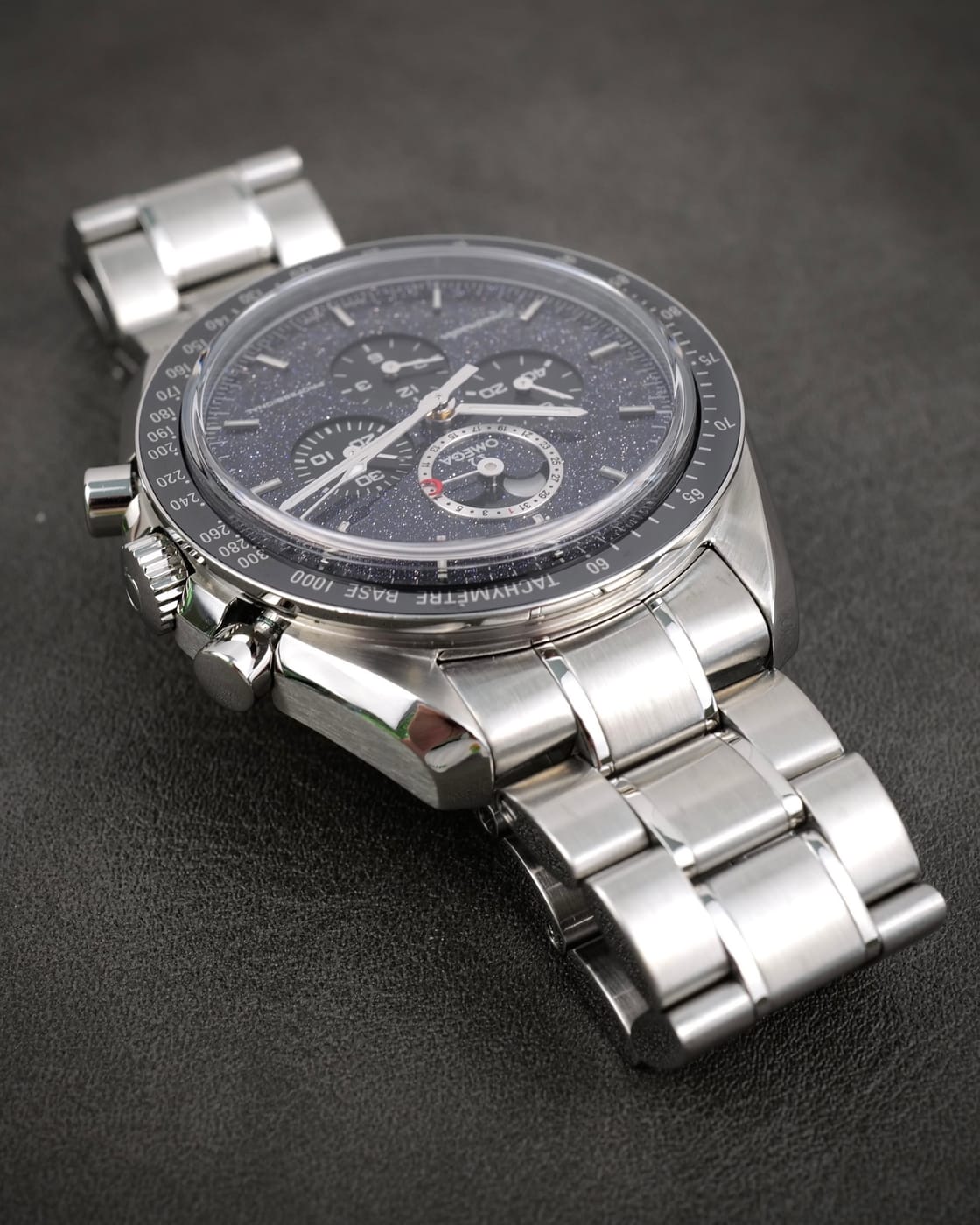 Omega Speedmaster Aventurine — photo 6