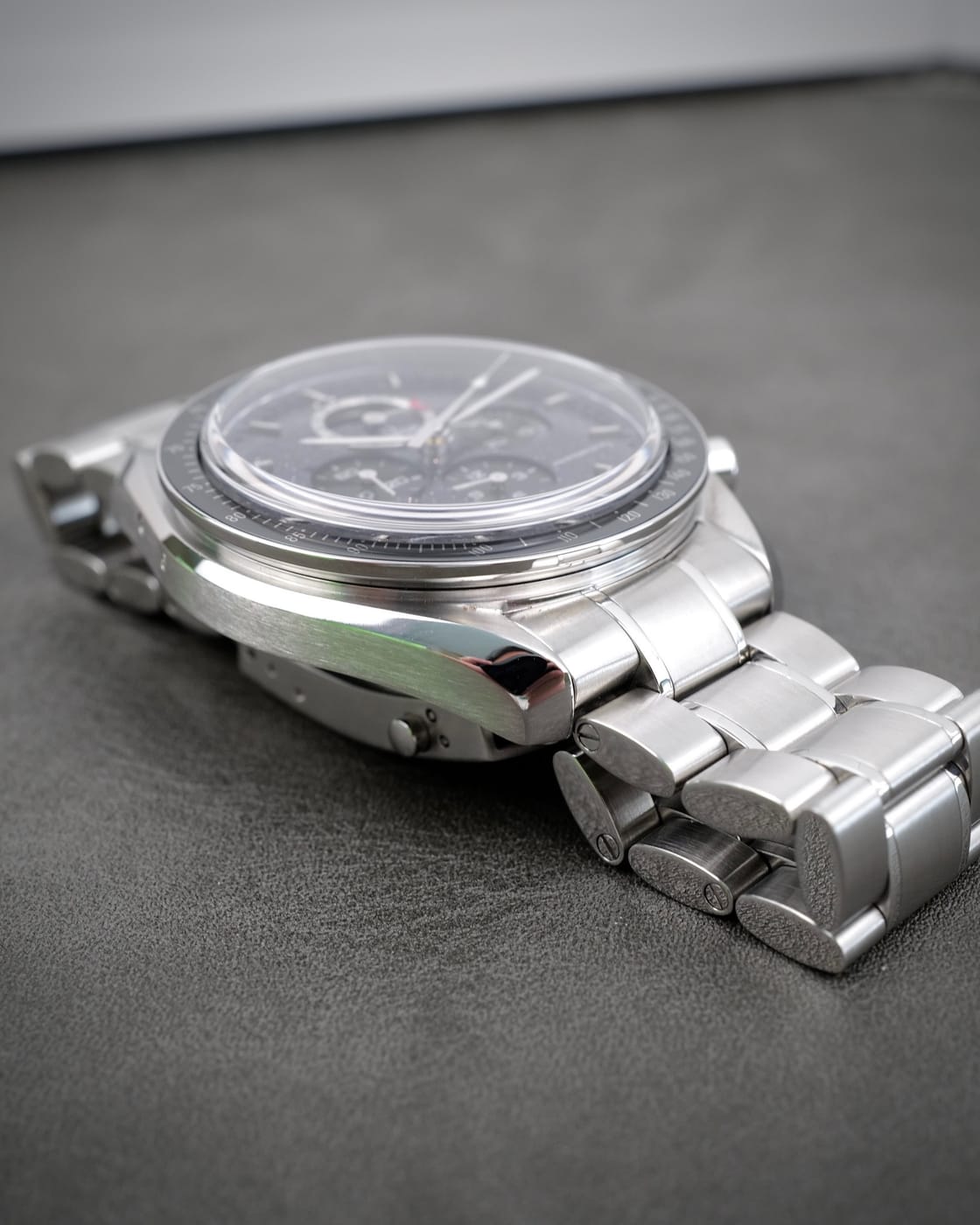 Omega Speedmaster Aventurine — photo 7