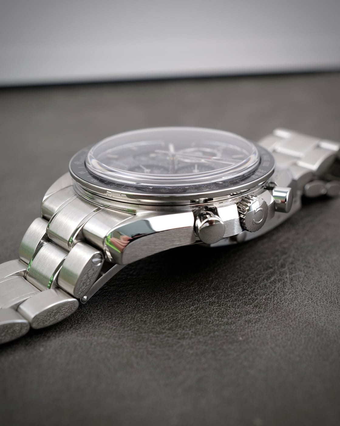 Omega Speedmaster Aventurine — photo 8