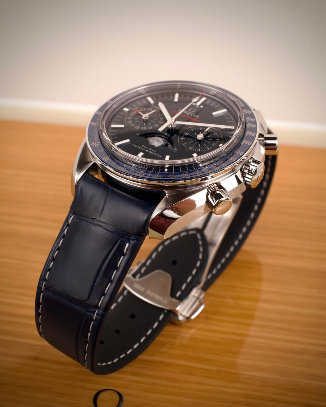 Omega Speedmaster Moonphase — photo 3