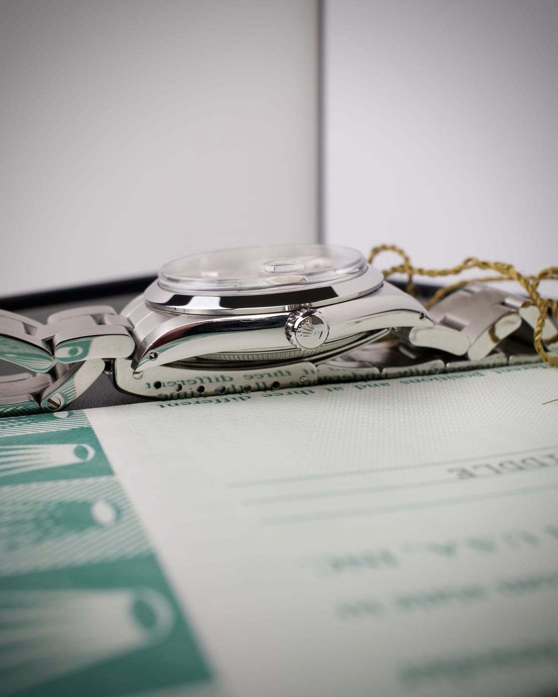 Rolex Oyster Perpetual Date — photo 7